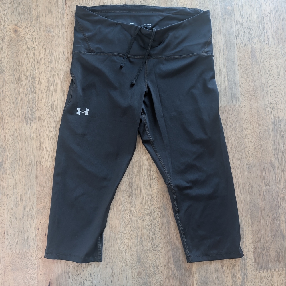 Under Armour Black Capri Leggings Large